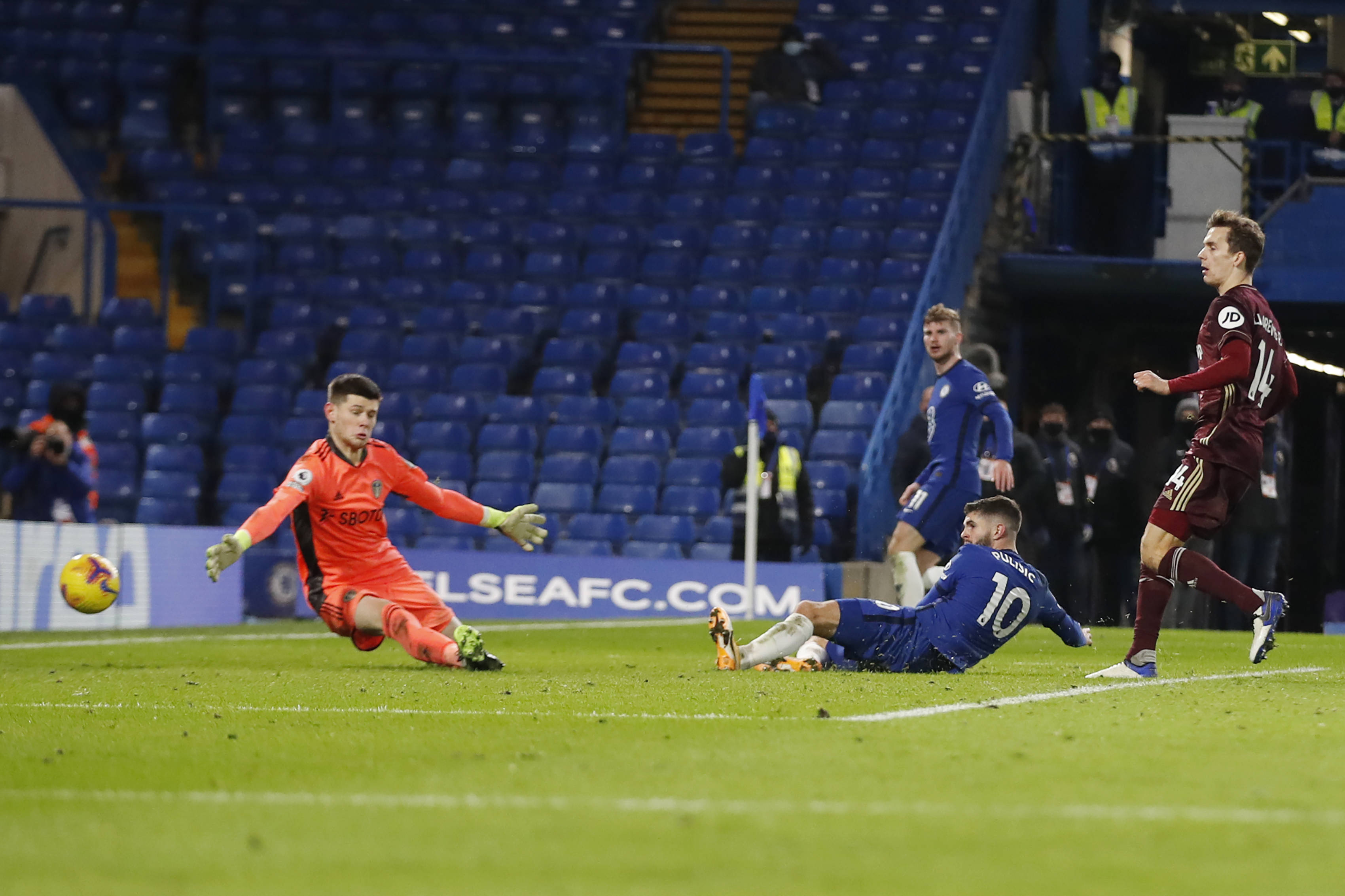 准传球穿透 准传球穿透